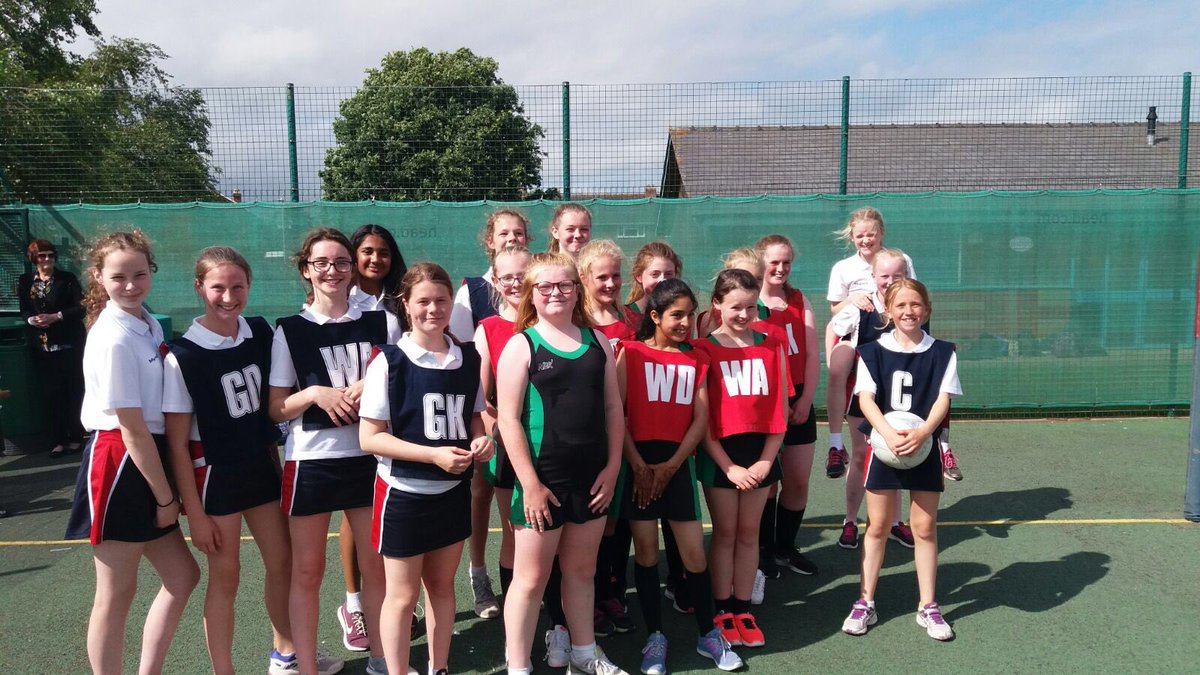 DRHS_PE's tweet photo. Great to play against a Year 6 team looking forward to netball at secondary school. 🏐 #hsfg #denny https://t.co/4ydL1niMbk