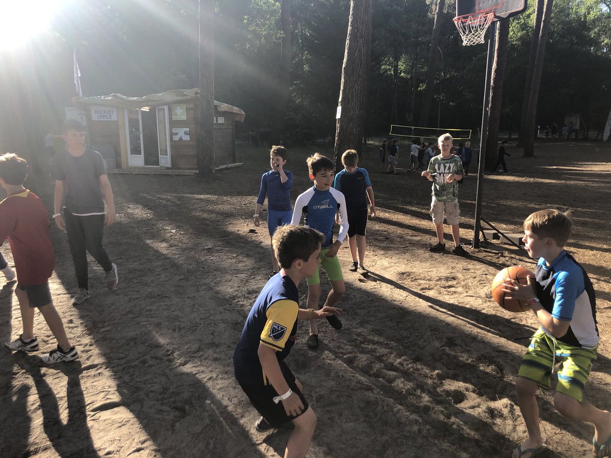 BroomwoodBoys's tweet photo. Inter-school friendly rivalry on the basketball and volleyball courts. Northcote won everything, of course! #NLTrips #NLForm3 https://t.co/AVPK4UgHdR