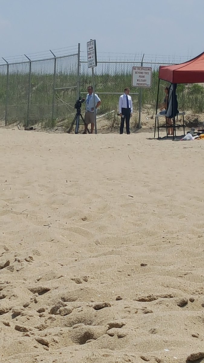 rvaRach's tweet photo. Breaking News!  Wear footwear at the beach to avoid burning your feet.  Lol.  #vabeachnews https://t.co/D0V7UxapSP