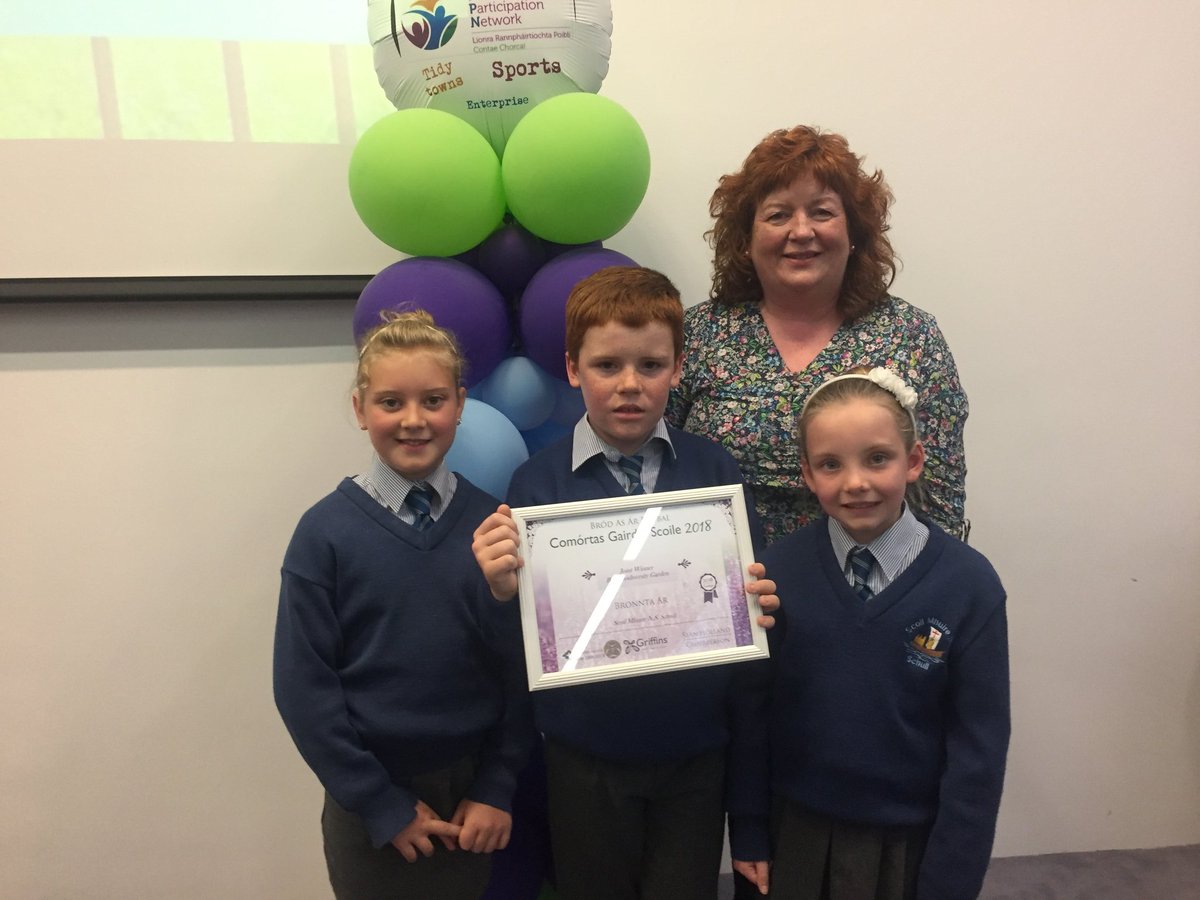 SchullNS's tweet photo. Congratulations to pupils, parents and teachers whose green fingers turned to gold today as we accepted 1st prize for Best Biodiversity Garden at the @Muintir_na_Tire School Garden competition! @MuintirCork https://t.co/DnXwCP7abc