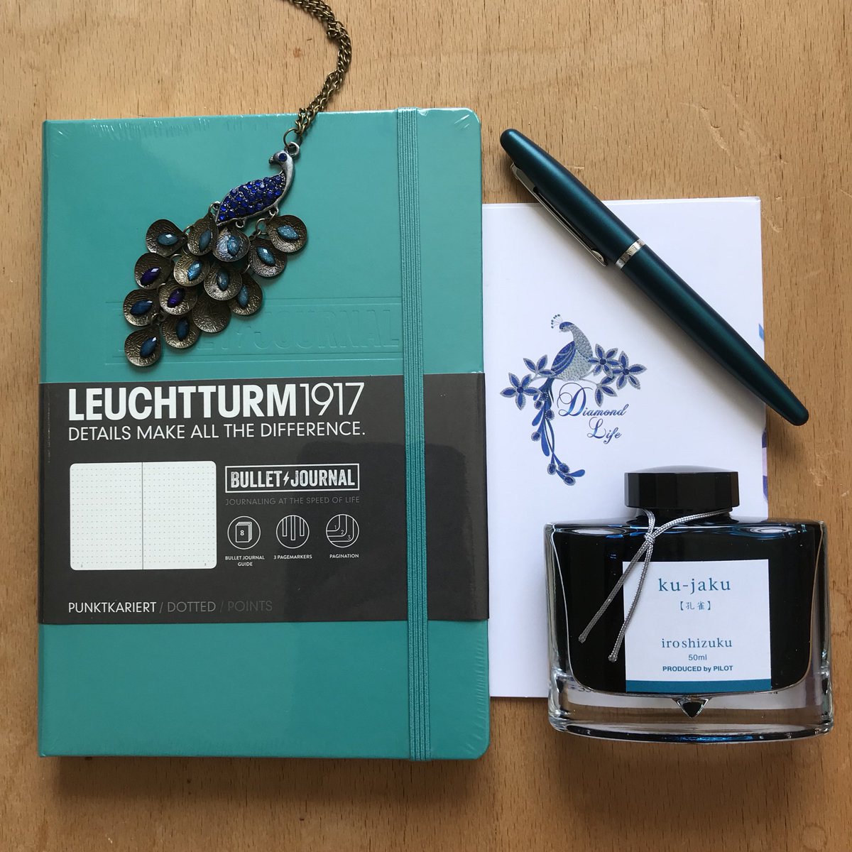 quoting_mungo's tweet photo. @GouletPens I know it will take some messing around with cleaned out empty cartridges and an ink syringe, but I canโt think of a better #MondayMatchupGiveaway match for my peacock green #SheafferVFM than #PilotIroshizuku ku-jaku. https://t.co/xqLE4HnH3T