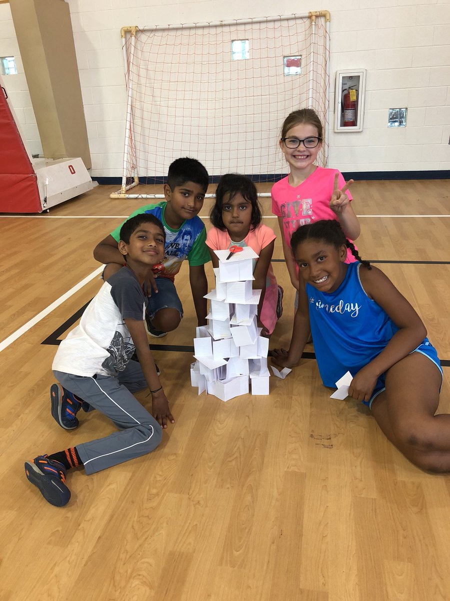WESSummerCamp's tweet photo. Finishing up some of our towers before we test and improve #WESSummerCampRocks https://t.co/Li65SAgMzs