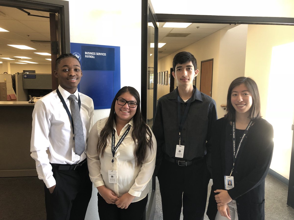 CBOJess's tweet image. ASTERISK was a success for Day one! @MorenoValleyUSD has some amazing students this summer working in Business Services! Who will grow up to be the next Director or CBO? #mvusd #asterisk #firstdayofwork