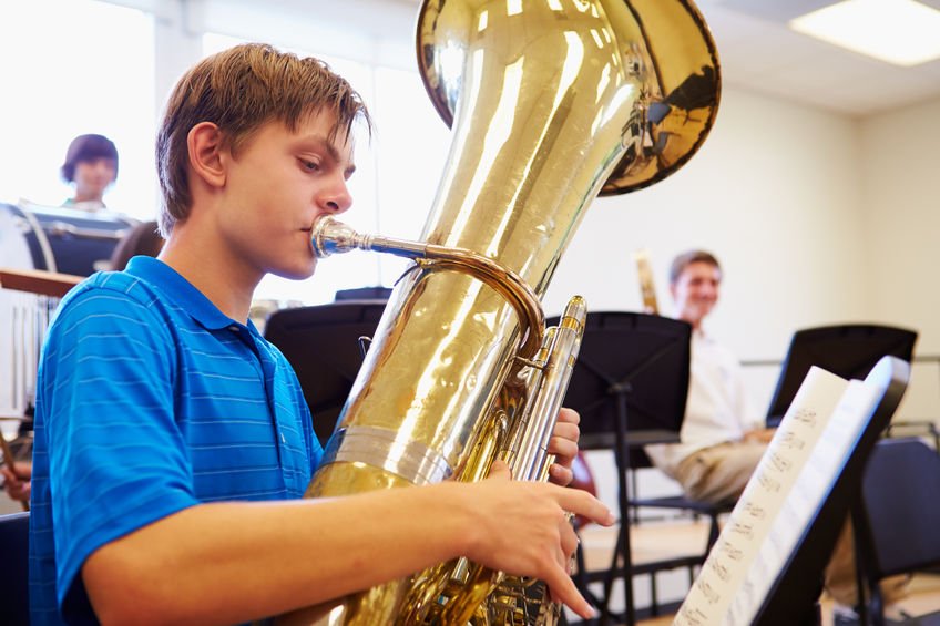 LMusicAlliance's tweet photo. A tuba can cost upwards of $4,000. Because of tight budgets, schools often purchase low quality equipment that ends up needing more repairs. Help students have a better music education experience by donating today: https://t.co/KcWeUL0Yzy https://t.co/j3INNBIF7i