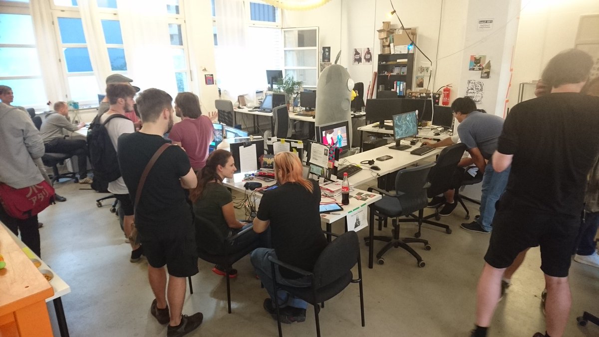 spunior's tweet photo. My fellow friends at @saftladenberlin indie collective have opened their doors for #UniteBerlin visitors today. Slowly filling up. Stop by! #indiedev #indiegames https://t.co/2gLx2PfgHP