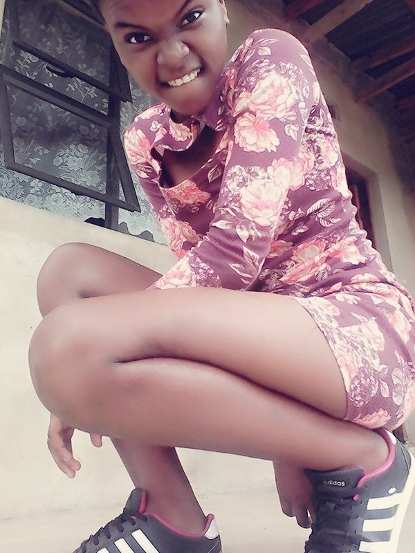 yvonne04107651's tweet photo. ndiyaythanda
le  gal https://t.co/sRtWvp5E28