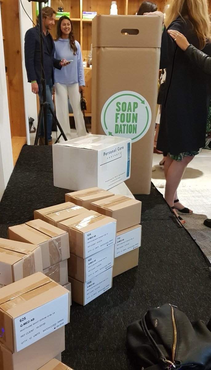 Vrouwenopvang tweet media