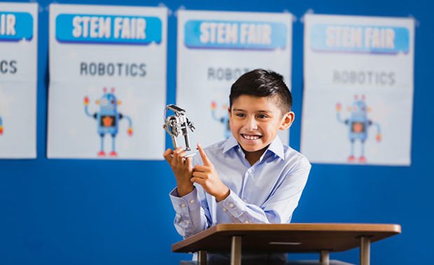 boxlightinc's tweet photo. We’re bridging the gap between students and their interest in the STEM field in the @MediaplanetUSA #STEMEducationAndTechnology issue! Click here to learn more:  https://t.co/pLpTXooWkr https://t.co/V8qussKJJp