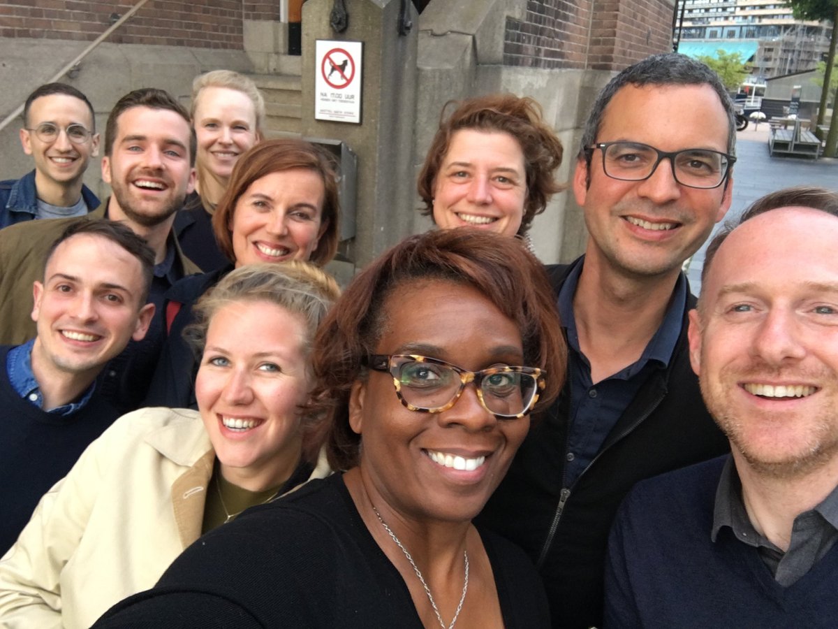 basvanderpol's tweet photo. Masterclass Just City Design @Veldacademie @AIRrotterdam @EMIopzuid @LOKAALrdam gestart. Toni Griffin als hands-on ateliermeester terug in Rotterdam. Vrijdag in gesprek over resultaten #RAM18 https://t.co/KrqfgXSHzn https://t.co/WOZZzJLPHc