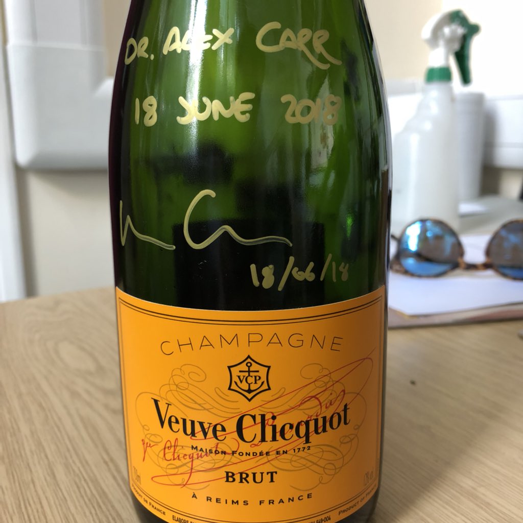 SteveTheChemist's tweet photo. Today I became an academic grownup - my first PhD student passed his viva. Congratulations Dr Alex Carr! #theleelab #proud #supervisor https://t.co/QDDowXUXYw