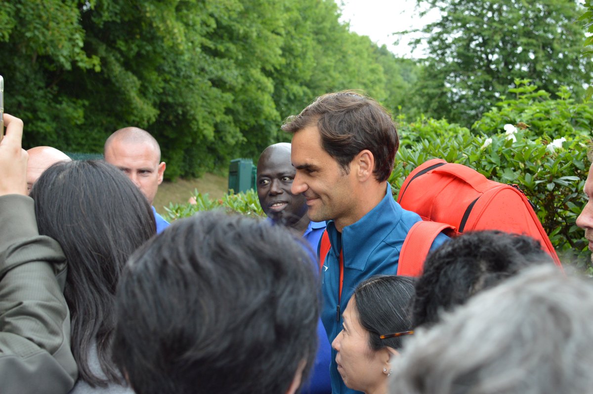 FedererGal's tweet photo. My husband with a camera #shutterhappy 😂 https://t.co/VypTM1QguC