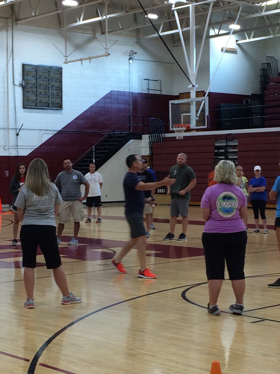 physed43's tweet photo. Professional learning and networking #UKPaws18 @ChadSweeney10 @pe4everykid #jcpsky #area4success @BatesElemJCPS https://t.co/EIQSuWSEUA