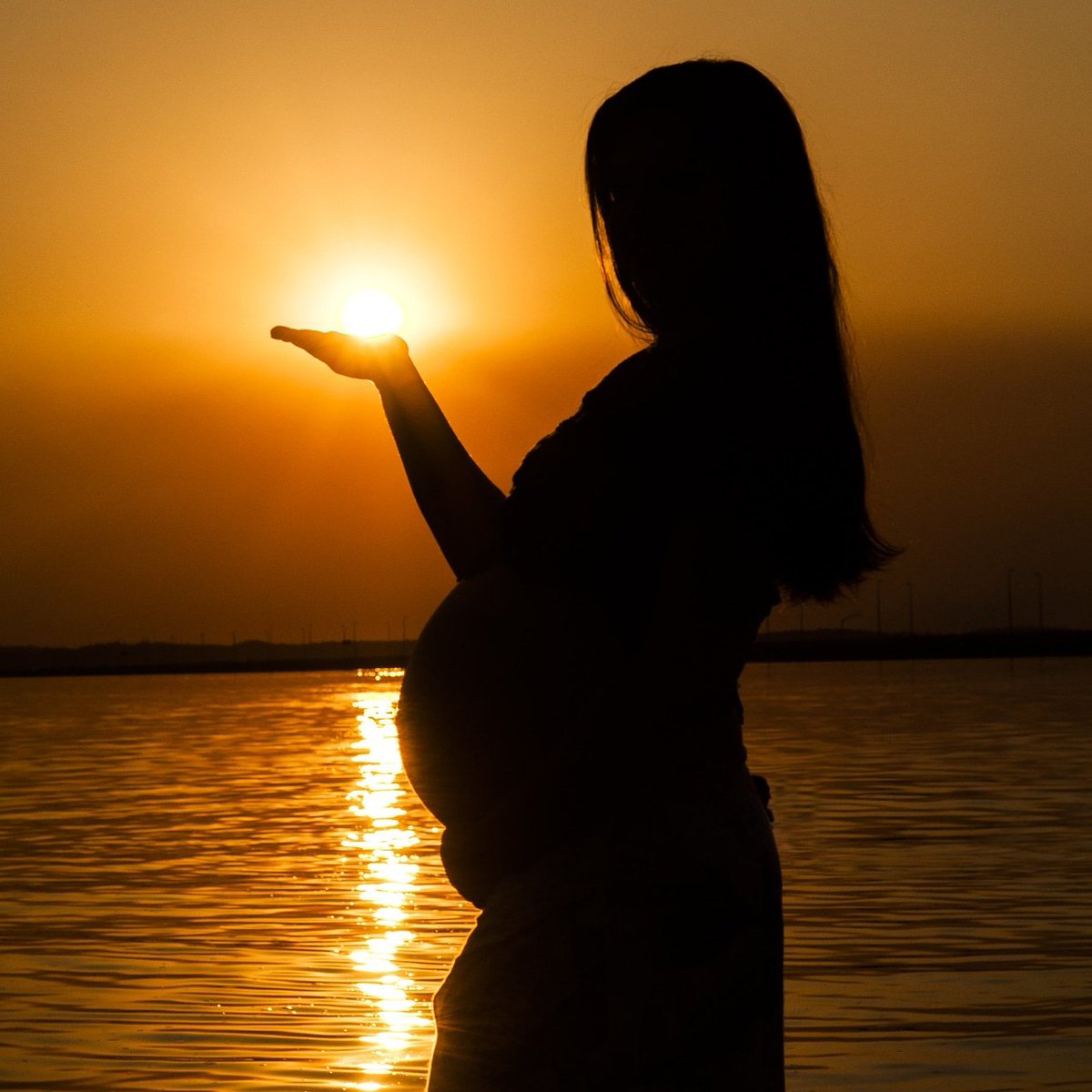 LJ_foundation's tweet photo. People carry a special promise of God inside of them, and until it is brought into the light it will hidden. It may not be easy to push but the reward is great. Be encouraged today, even in the trials and in the tough times, you are not alone. God is with you.
#LilyJavaFoundation https://t.co/ZO0jWroDgD