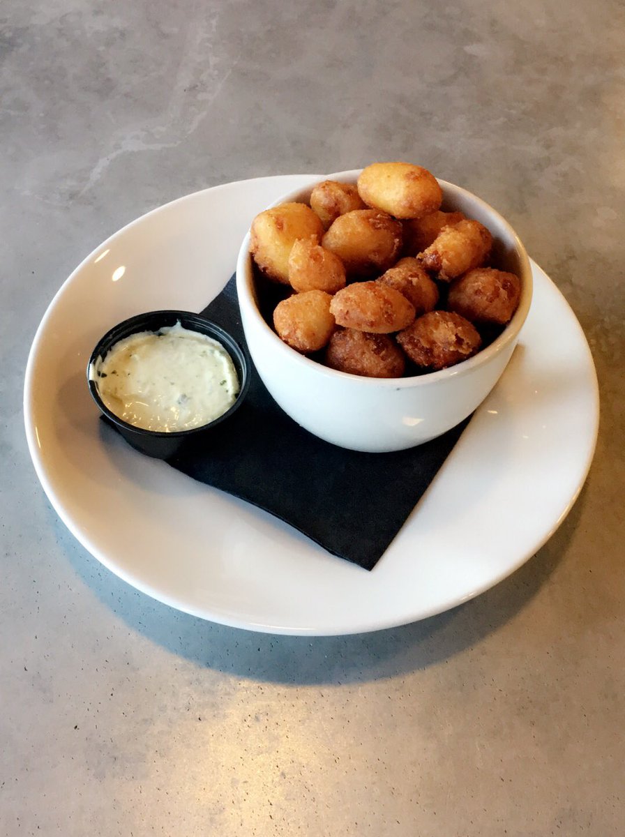 ❗️$5 happy hour Cheese curds? We think so!❗️#happyhour #volare #norman #campuscorner