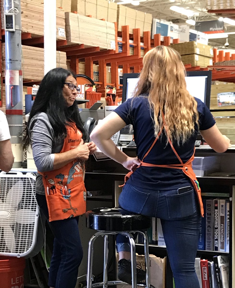 acoomer30's tweet photo. @HomeDepotWest  Barbara showing Itty how to process a commercial credit using the commercial credit scenario in the credit tool box. https://t.co/6OdBivXzad