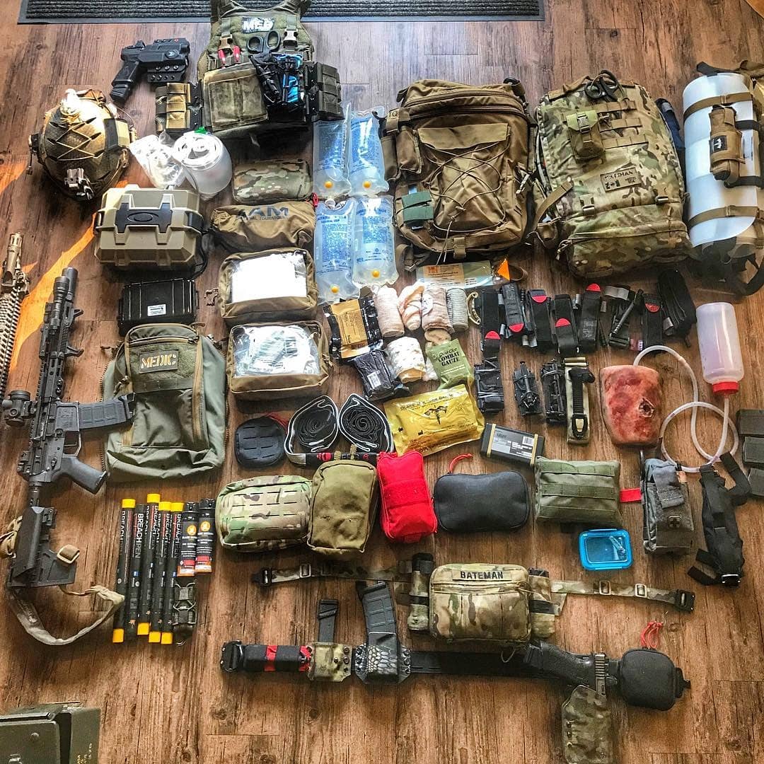activityusa's tweet photo. You are the right people @angry.canadian #repost 

"When your weekend is being spent with the right people.

Teaching alongside @talondefense @veilsolutions and @sparrowdefense at this years Alum event. Great students make f
or great classes.#tacticalmedicine #tactical #medic https://t.co/nsR7w9qtrW