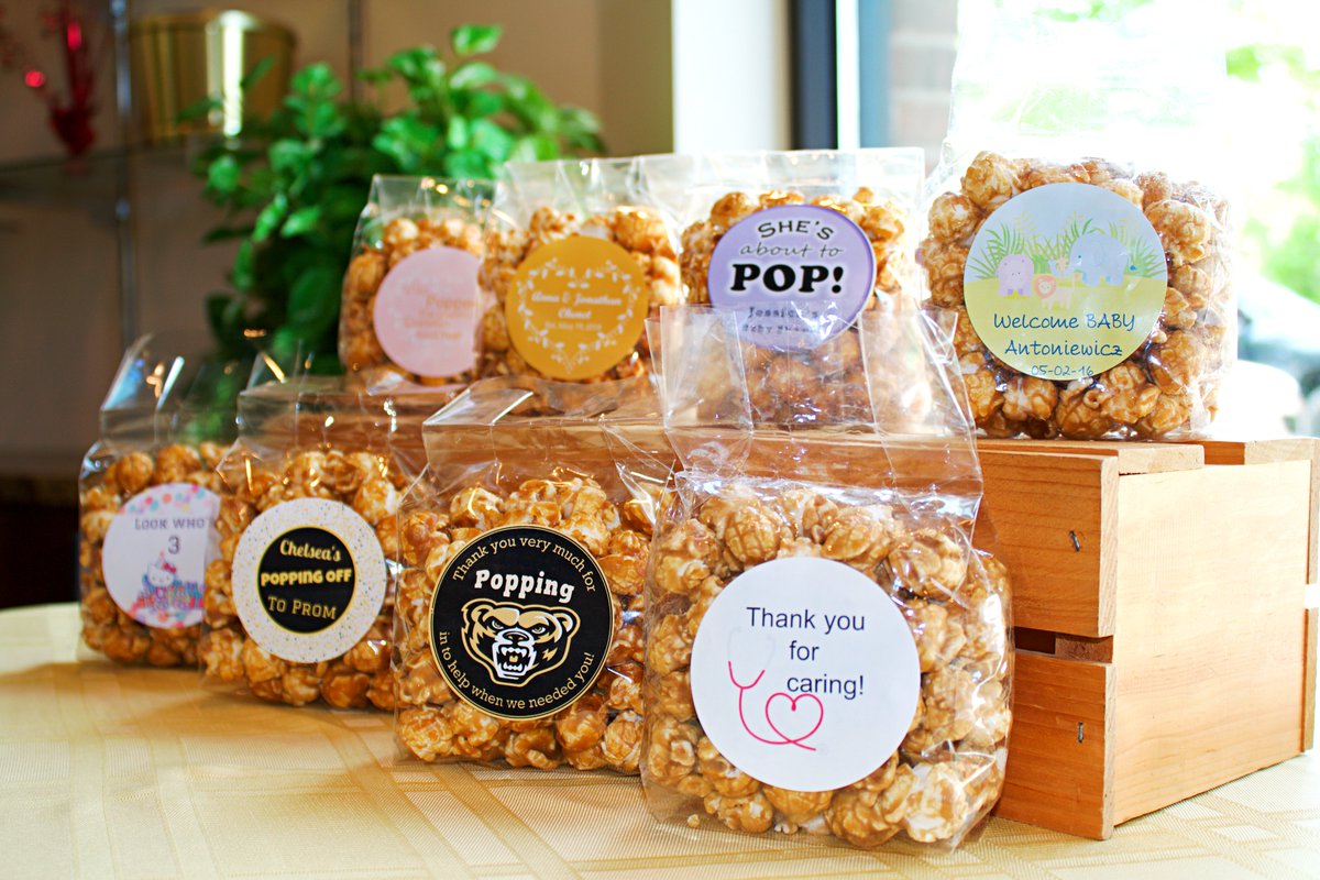 poppedkernel's tweet photo. We can fill out orders for almost any occasion! Stop by our shop or give us a call today at 586-804-POPD (7673). #thepoppedkernel #popcorn #food #foodporn #display #photo #deliciouslyhandcrafted #local #business #shelbytownship #michigan #macombcounty #monday #june https://t.co/hQQK7DHTI4
