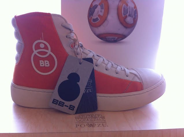 ClearlyMag's tweet image. Hello #EthicalHour 💚 Morwenna from Clearly here, already a big fan of @Po_Zu and keen to learn more about #pinatex! In fact here&apos;s an article from last year about the #StarWars collection: clearlymagazine.com/fashion-and-st… #ethicalhour