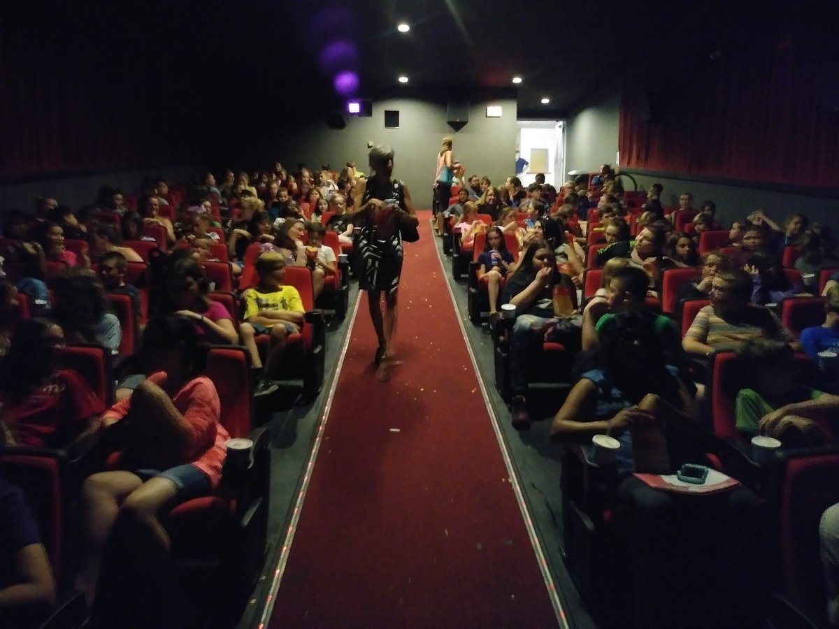 THE ENTIRE MIDDLE SCHOOL!!! We did it! We had fun! It was Incredible!🙌 🎬😎