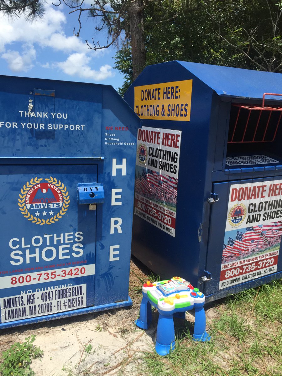 cjustme11's tweet photo. Remember to donate clothing here @HMS_Eagles to support Ms Pina and our family center. #hmsgrit https://t.co/lGQsUOfxv2
