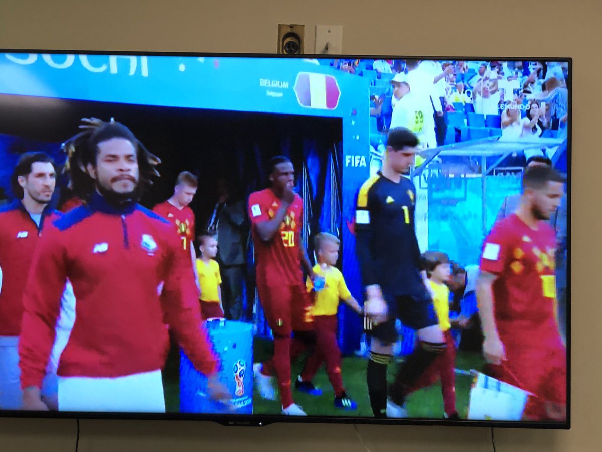Castle_Hill's tweet photo. Live games and good reads! #worldcup18 #nypl @Castle_Hill #PanamavsBelgium #panamavsbelgica https://t.co/PqYCiRVyhB