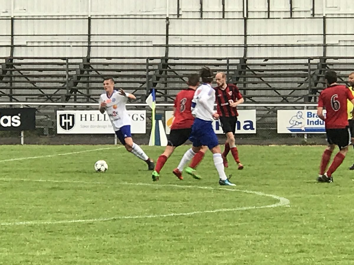 FrandeforsIF's tweet photo. @MellerudsIF 2 - @FrandeforsIF 3-3 i #Div5dal @TCoster @FotbollDalsland @trestadsnyheter @ahlin_martin https://t.co/WwYBGpJFyX