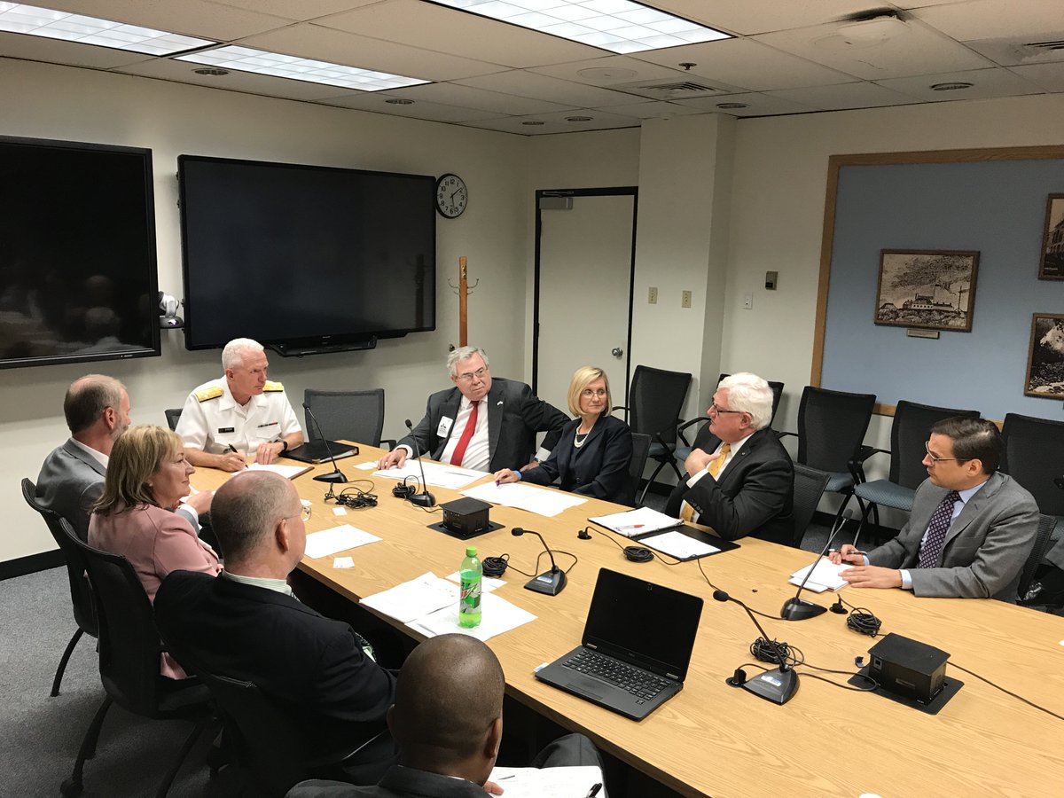 APApsychiatric's tweet image. Thank you to @HHS_ASH ADM Brett P. Giroir for meeting with all of us and the important discussion on how to better provide for those suffering from substance use disorders. #AmericasDocs APAPsy.ch/Joint-Principl…