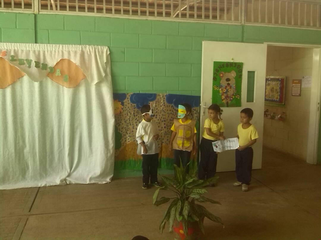 Niños de el J.I Monseñor Rodriguez Alvarez realizando actividades académicas <a href="/zoneducguarico1/">@zoneducguarico18</a>