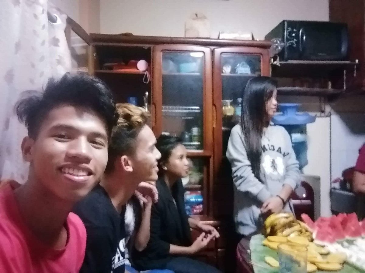 jae_etenec's tweet photo. 16th Birthday naku 
Thanks  to all  of u Guys 🤔😁😂😁 https://t.co/JeaEj0P5Rl