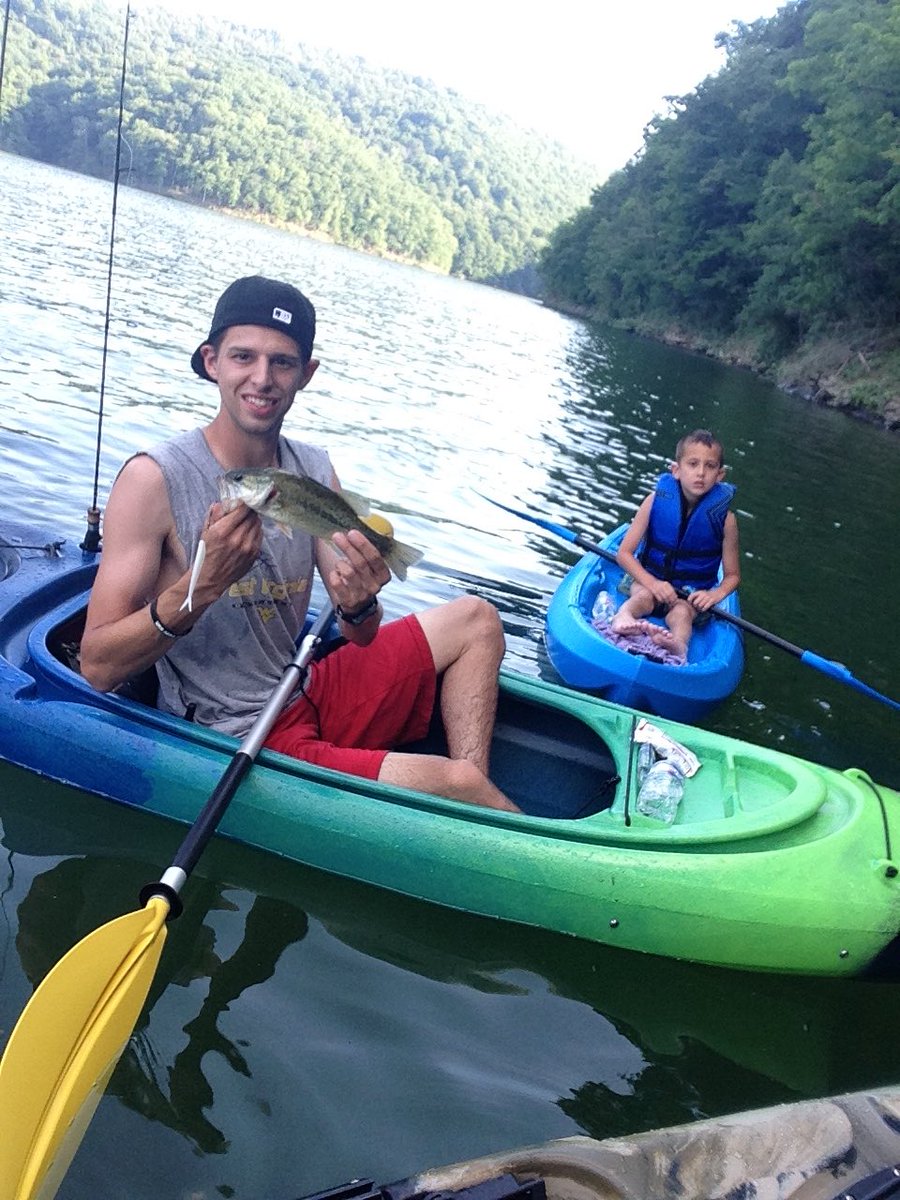 FishinWithBryan's tweet image. Caught a few nice ones #SuttonLake #WV #Fishing