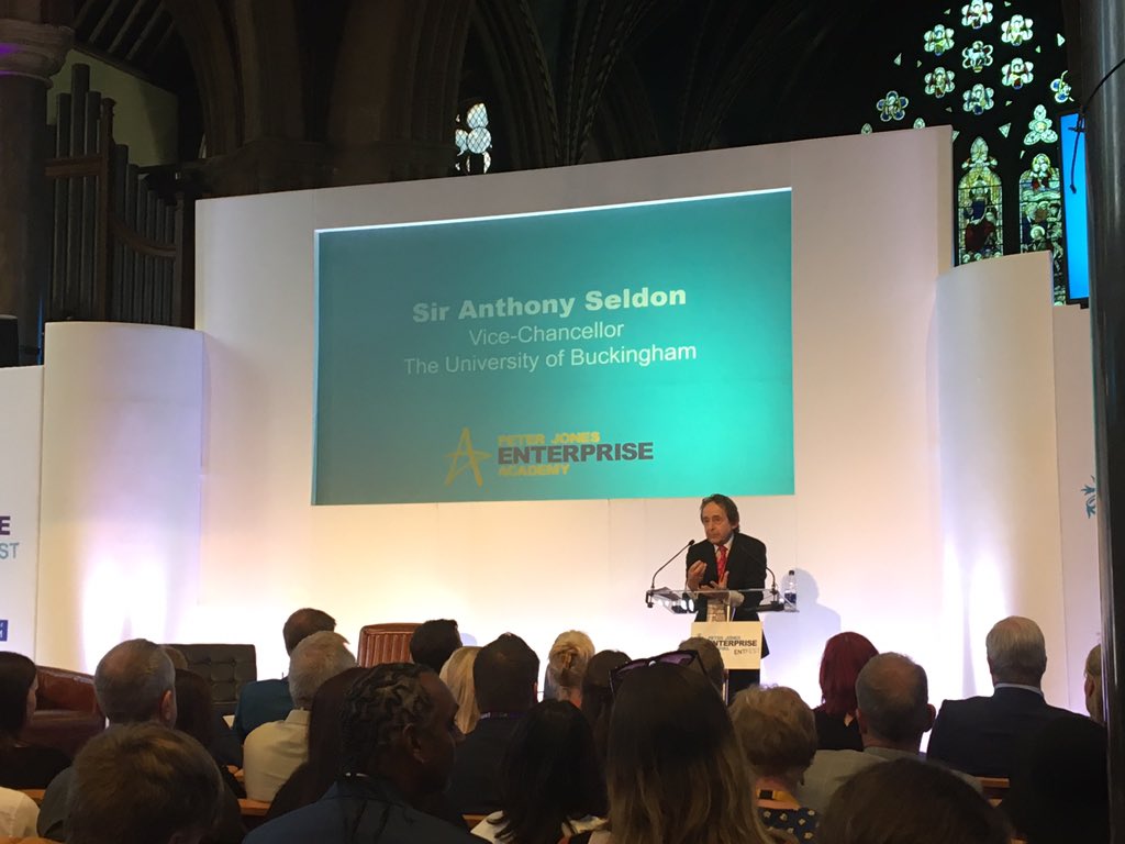 UniOfBuckingham's tweet photo. #inspiring start by Vice Chancellor @AnthonySeldon #MondayMotivation #EntFest #entrepreneurlife #HigherEducation #different #distinct #2yeardegrees https://t.co/9AbzZ1MXt8