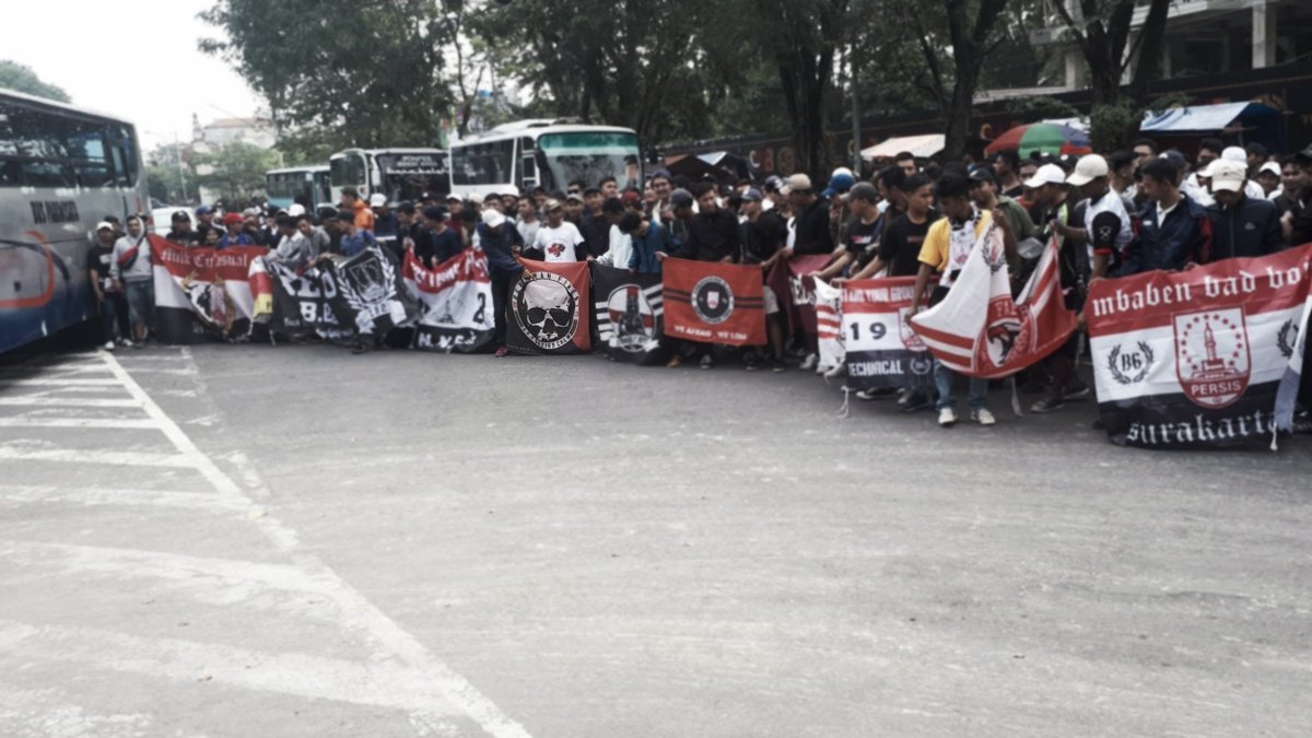 Rasahsambat's tweet photo. Salam pramuka RT @JFF1923: Bojone6oro ☠ #JFFcrew #AASN https://t.co/W9PSOs3laZ