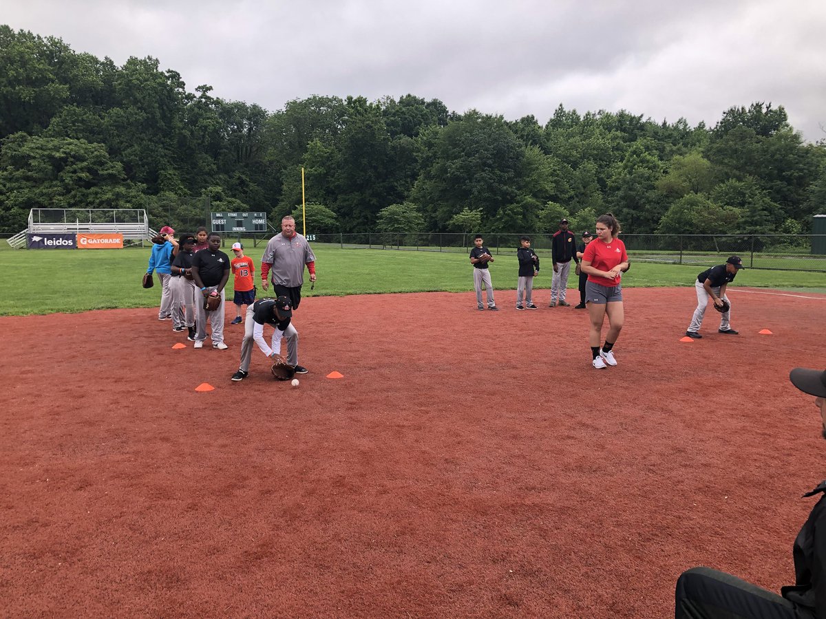 Darius_CRSF's tweet photo. Good morning !!!!! It’s station time!!!! #CRSFcamp #BadgesforBaseball https://t.co/MY3OJaaXhB