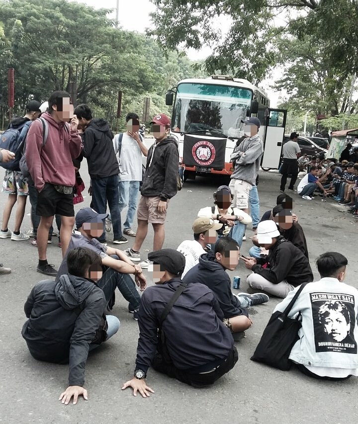 Rasahsambat's tweet photo. Salam pramuka RT @JFF1923: Bojone6oro ☠ #JFFcrew #AASN https://t.co/W9PSOs3laZ
