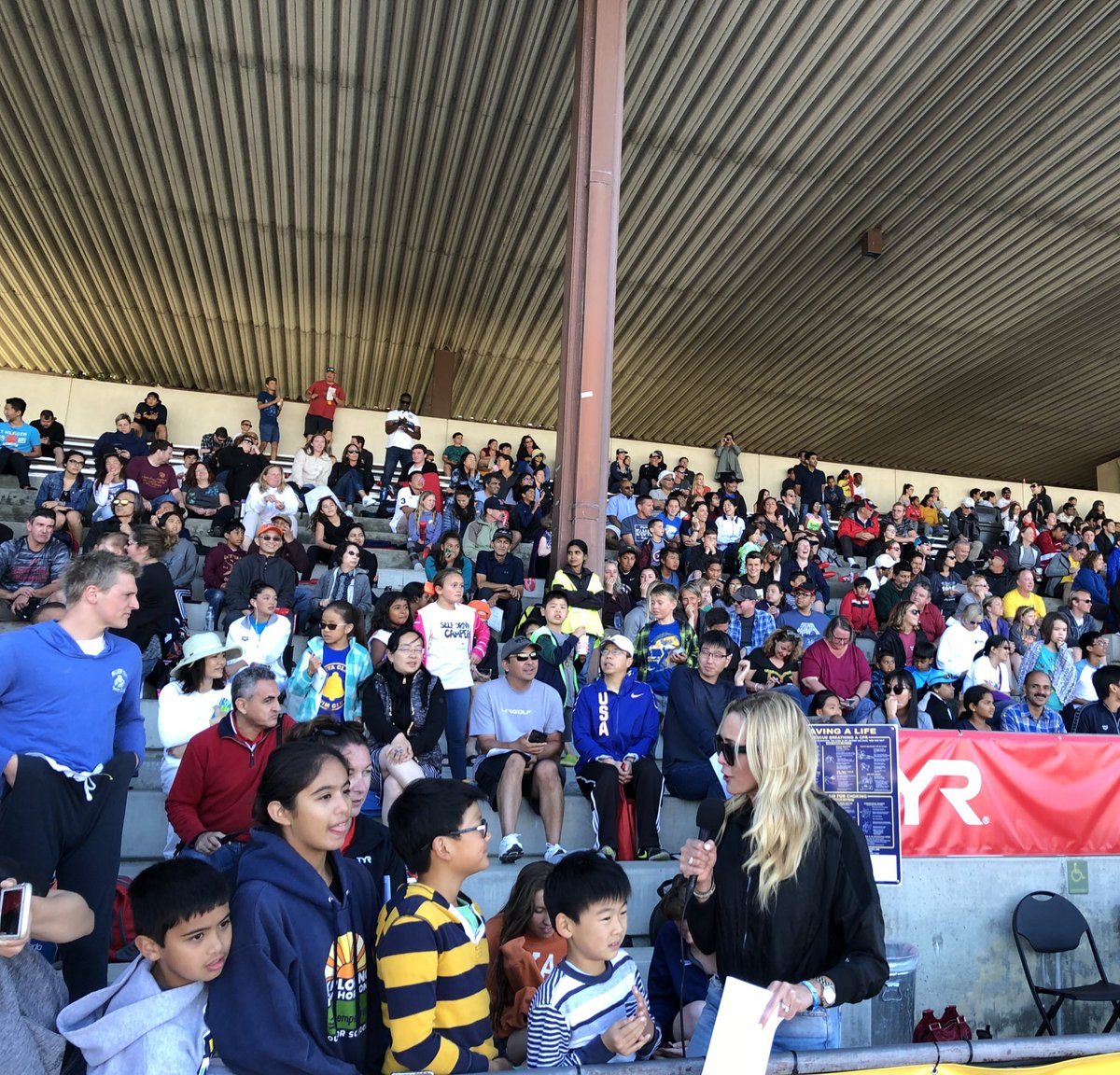 KaitlinSandeno's tweet photo. Excellent quick trip to Santa Clara for @USASwimming #TYRProSeries! Had a blast on the mic engaging with the crowd, meeting fans, watching fast swimming & cheering for #sandenosquad.
Fun to jump on Deck Pass Live to wrap up an awesome week on the road. https://t.co/EohDJE595e