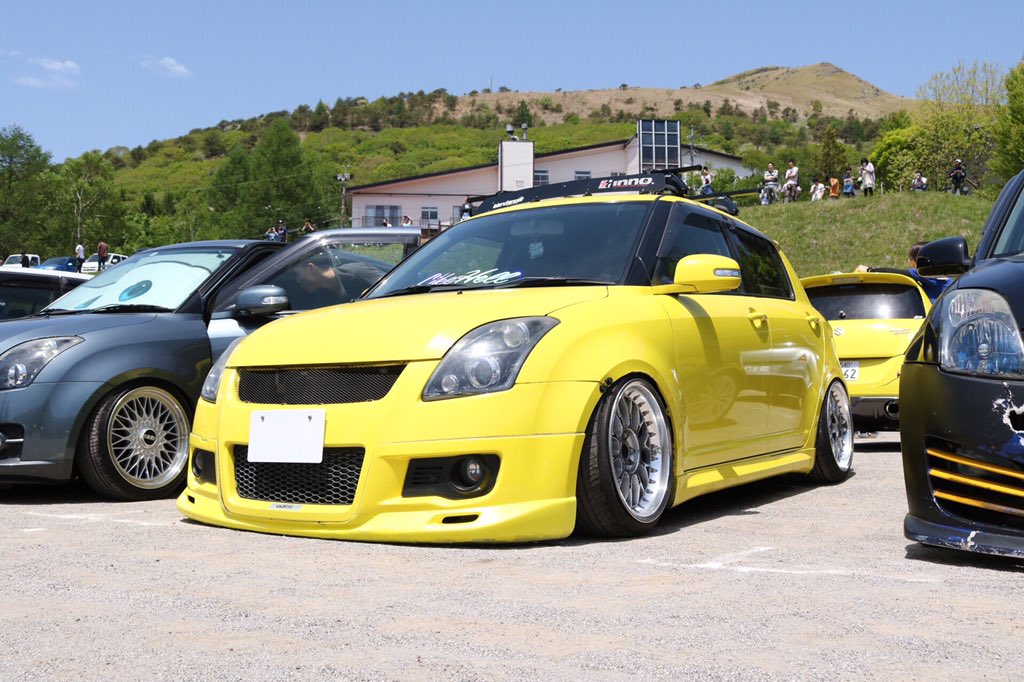 mura0223's tweet image. いるんかね😇
#車並べてくれる人RT
#LikeHell