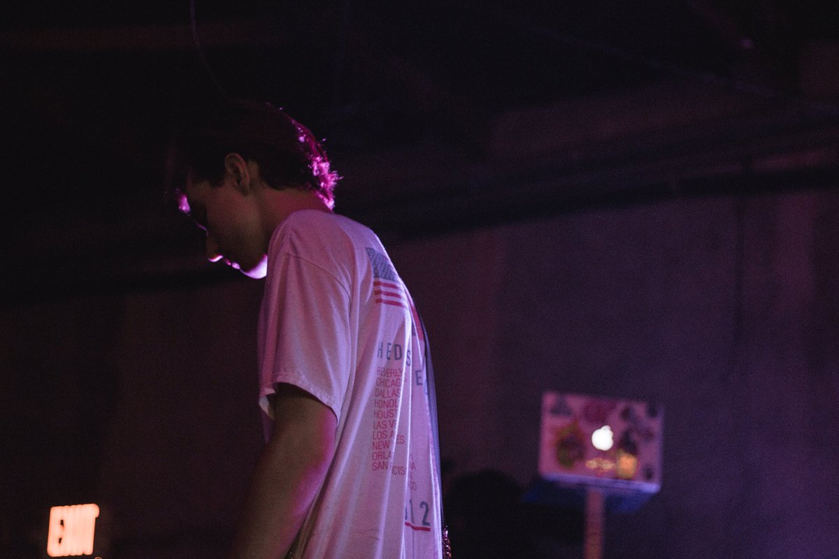 MindOfArtNola's tweet photo. @aa_barry at #MOA8 keeping the vibes set 📸 : @TYRANNN_ https://t.co/42rnUnchTh