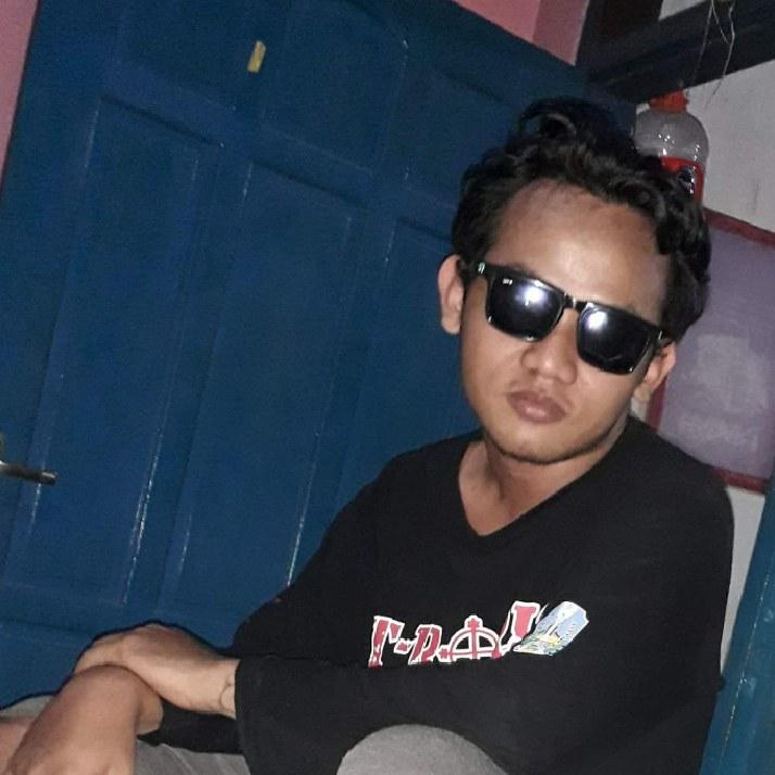 Marmarleyy's tweet photo. I am streaming on Cube TV，check it out #Cube TV# https://t.co/FxZ3YqNUpo https://t.co/0Et71rFDjc