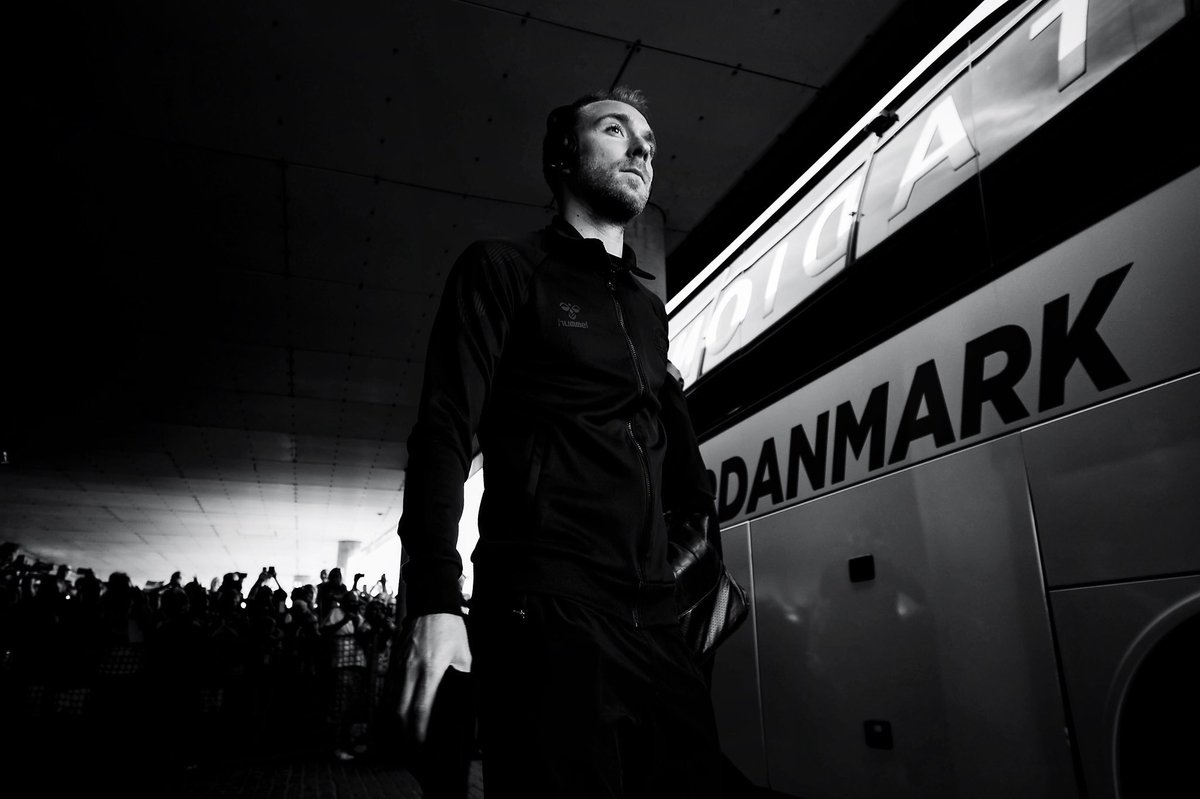 WeAreLPA's tweet photo. Parte del crew de #LPA estuvo presente en Dinamarca 🇩🇰 para el juego de @miseleccionmx.
Acá un retrato de @ChrisEriksen8, jugador del @Spurs_ES y de la selección Danesa de ⚽️ 
📸 x @Nery_Ernesto 
#LPA #Photo #Soccer #Stadium https://t.co/EWGqwh1Edd