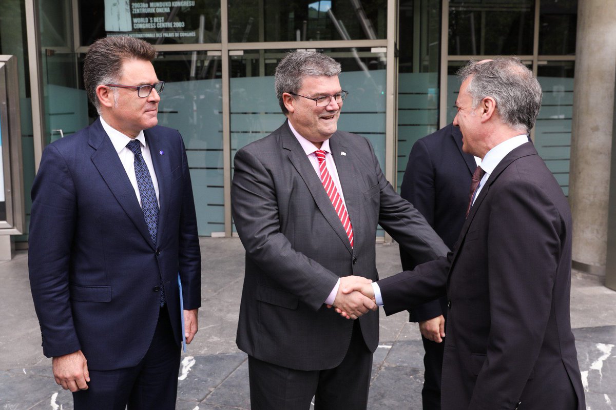 Arranca en #Bilbao la Conferencia de Municipios y regiones europeas sobre Igualdad, Inclusión y Diversidad. Un placer contar con el Lehendakari <a href="/iurkullu/">Iñigo Urkullu</a> en nuestra ciudad para inaugurar esta Conferencia que nos sitúa en el centro del debate en cuanto a políticas sociales