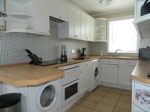 AveryWSM's tweet photo. NEW - MILTON - £180,000
A well proportioned 3 bedroom, 2 reception room end of terrace house on Milton Hillside. To the rear there are enclosed gardens and the property benefits from off street parking to the front. Contact us for more details!

https://t.co/4JvD54LVtU https://t.co/nYFnHc9oLc