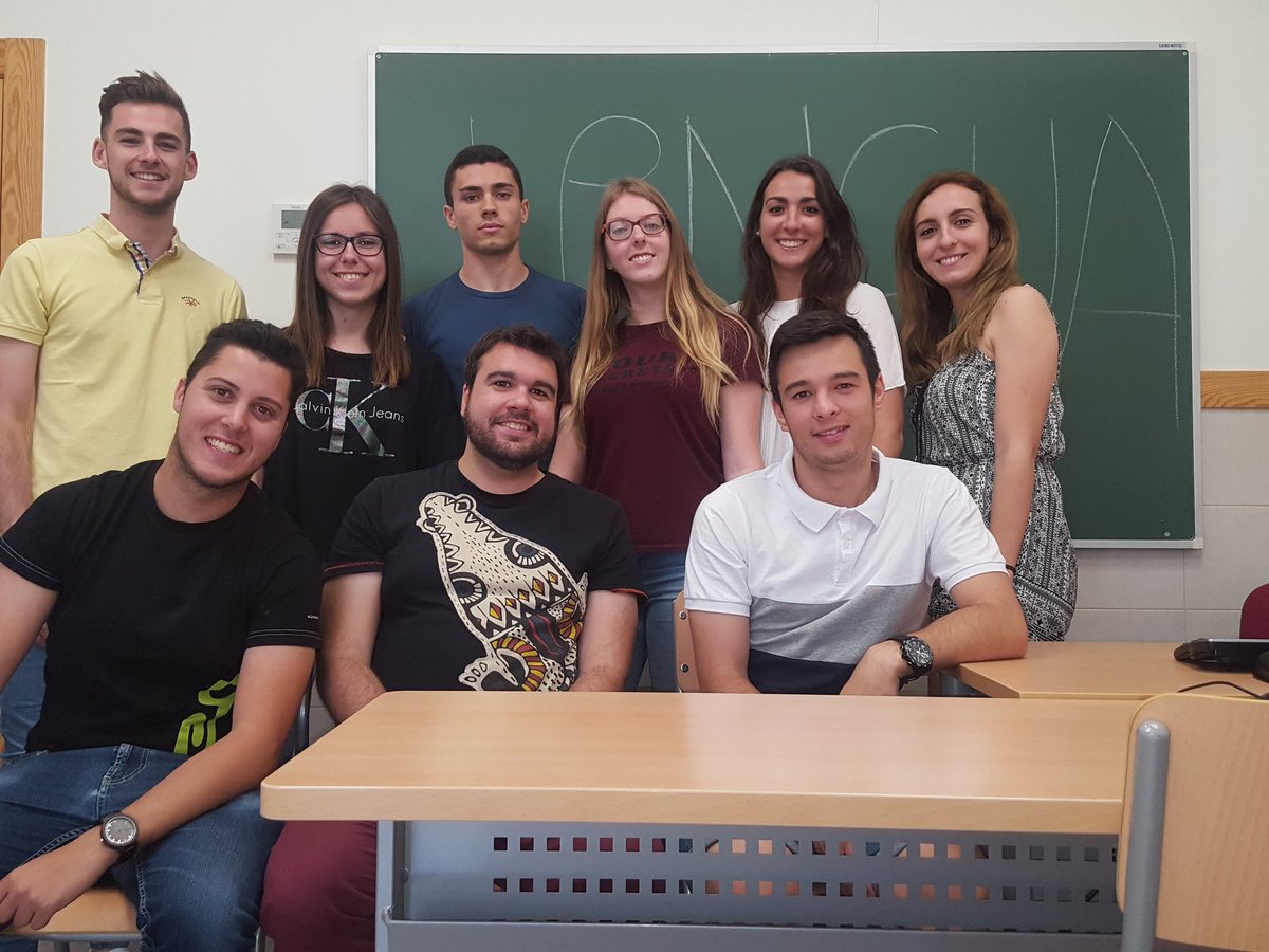 victorMsanchis's tweet photo. Felicidades y mucha suerte en el futuro al grupo de 2° de Primaria de @UCAM_Cartagena ¡Ha sido un placer! @GonPaganEdu @amartinez7213 @AndreaUcam @Jlopez33ucam @jrosct @MariaBlayaUcam @Martaterrymarin @Beq @MARySOLmmq @toritahacker @MariaConesaesc1 @angela_selles5 https://t.co/xQySkV9pel
