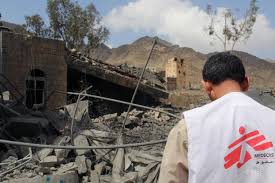 Malbrunot's tweet photo. Yémen: Pour la deuxième fois en 2 ans, l'hôpital géré par MSF à Abs en zone Houthis a été la cible d'un raid aérien mené par la coalition conduite par l'Arabie saoudite et soutenue par Paris. Le centre de traitement du choléra était vide, l'attaque n'a fait aucune victime. https://t.co/5olr3TAm4b