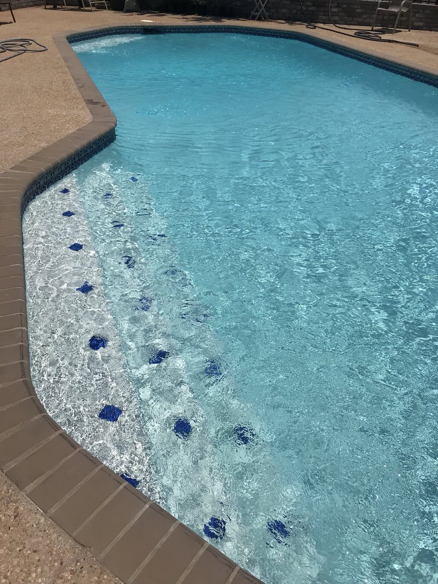 Boerne_Pools's tweet photo. RE-PLASTER...Fair Oaks Ranch 
This #pool is looking beautiful and ready for some #summer #fun, following it’s re-plaster by
BOERNE POOL SUPPLIES - your local pool professional 
Call 830-249-7171 
#boernepoolsupplies #weknowpools #replaster #keepitstylish https://t.co/vqUaJRfufC