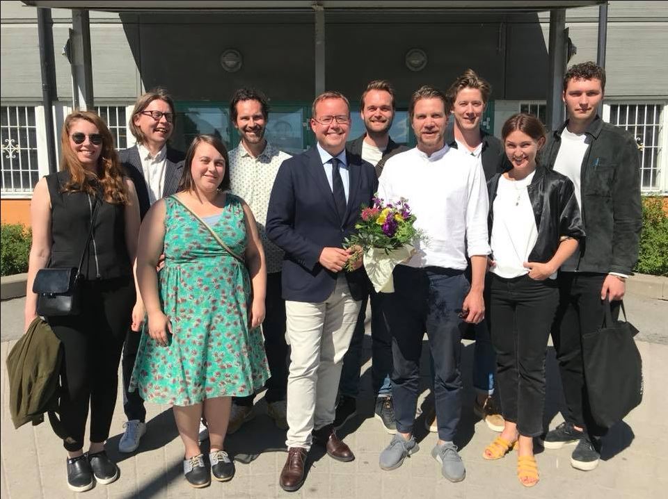 OkidokiArk's tweet photo. Okidoki vann den öppna tävlingen om framtidens skola i Rinkeby med förslaget "Skolan mitt i byn"! 

På lördag är vi på plats på Järvaveckan för att berätta mer om vårt vinnande förslag. Kl 16 på Seminariescen 1. Välkomna då!

Läs mer här: https://t.co/XOvkVRLF56 https://t.co/15LTo7dDwB