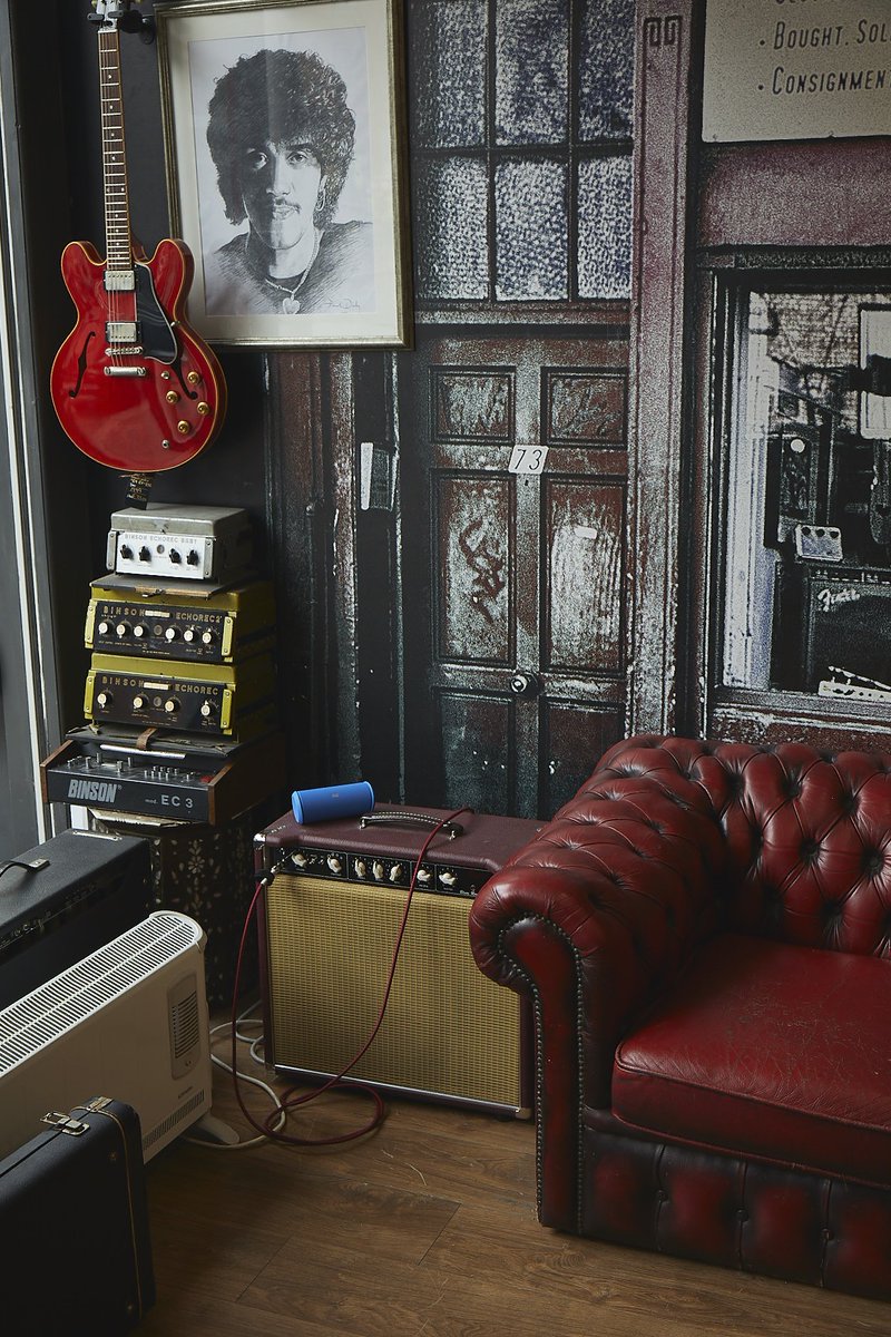 Powers_Whiskey's tweet photo. Visiting @someneck on Aungier Street in Dublin where some of the rarest #vintageguitars and gear in the world can be found https://t.co/8wk05VA0nK