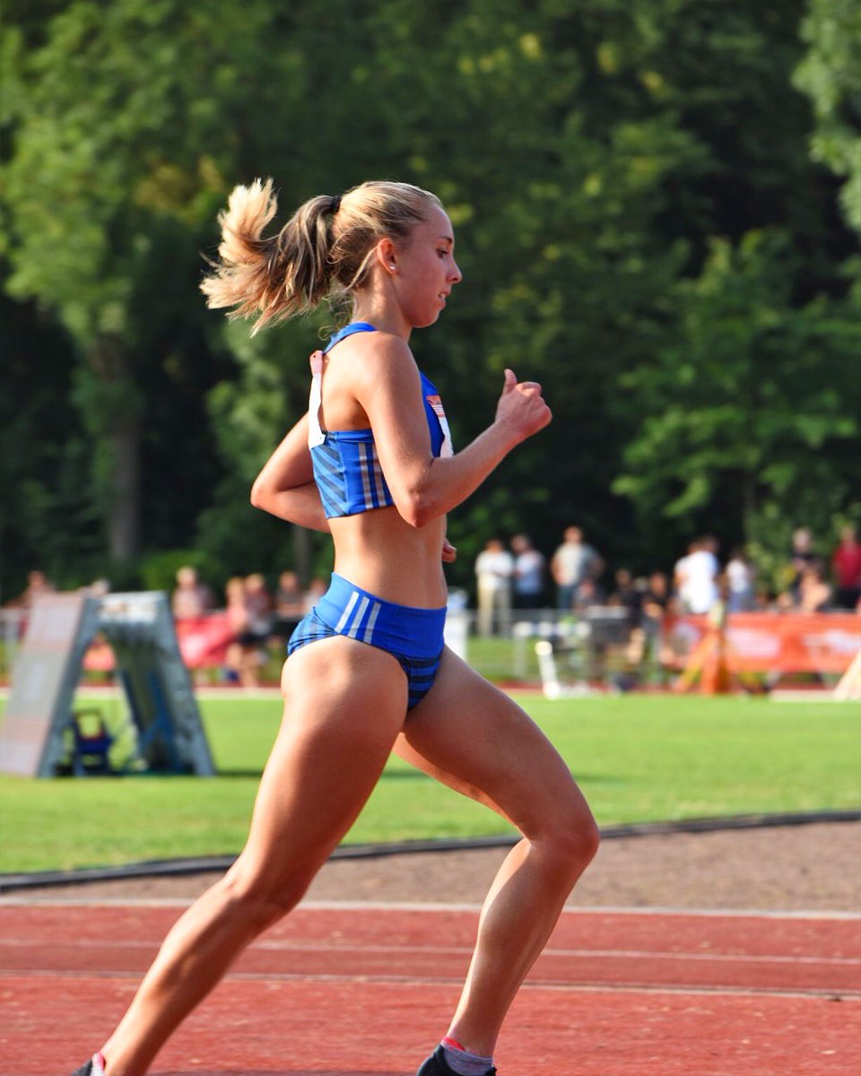 cherisesims_'s tweet photo. And that's a wrap 🙌🏼
Very happy to end my track season with a 10000m Pb in not the most ideal conditions. Brought some of my hometown wind to the track, think that means it's time for home. https://t.co/Nqzv6ytyGb