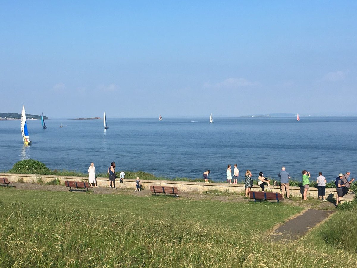 BarryYacht's tweet photo. What a wonderful sight! Watching the @volvooceanrace pass by @BarryYacht yesterday. #BarryIsland #BristolChannel #NellsPoint @RYACymruWales @TurnTidePlastic @brunelsailing @Vestas11thHour @VOGCouncil @RYA https://t.co/QIdwjktibX