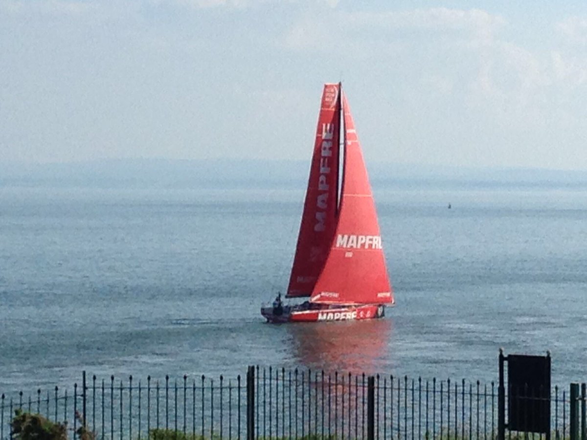 BarryYacht's tweet photo. What a wonderful sight! Watching the @volvooceanrace pass by @BarryYacht yesterday. #BarryIsland #BristolChannel #NellsPoint @RYACymruWales @TurnTidePlastic @brunelsailing @Vestas11thHour @VOGCouncil @RYA https://t.co/QIdwjktibX