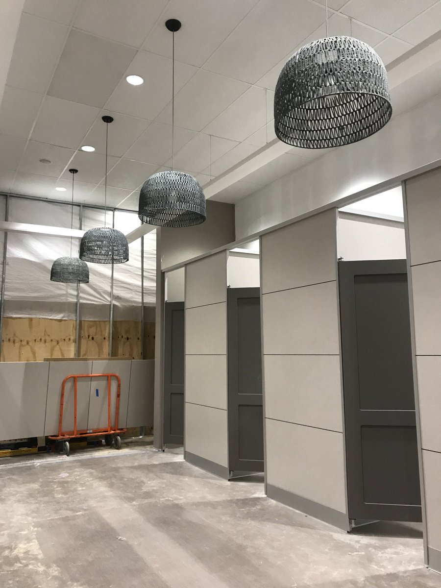 Fitting room sneak peek 👀